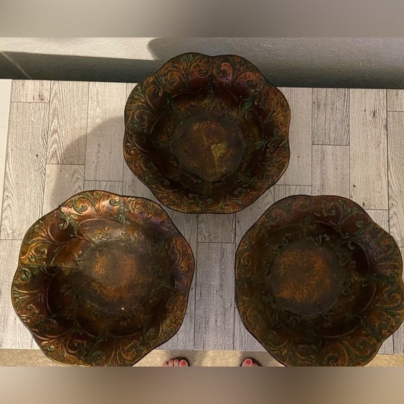3 Vintage Copper small planters - Picture 2 of 5